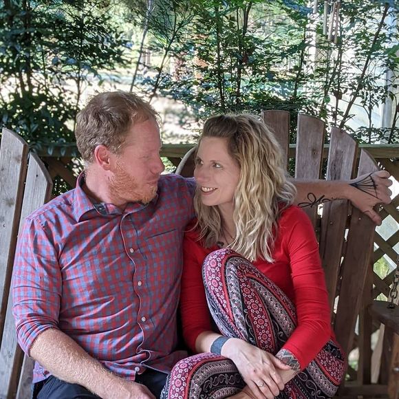 Profile Picture of Shelly Leigh (@leigh02230427) on Poshmark