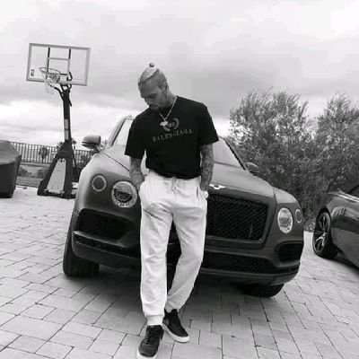 Profile Picture of John Breezy (@Kentison1) on Twitter