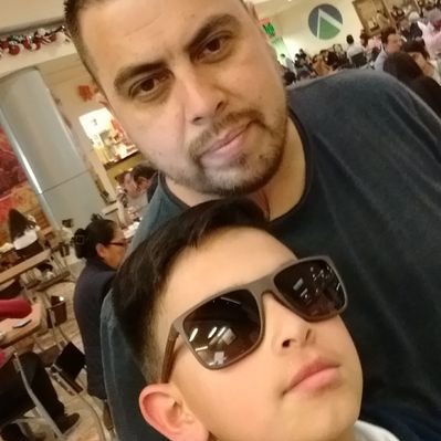 Alex Meráz - Twitter Profile Picture of Alex Meráz (@alexmeraz80) on Twitter