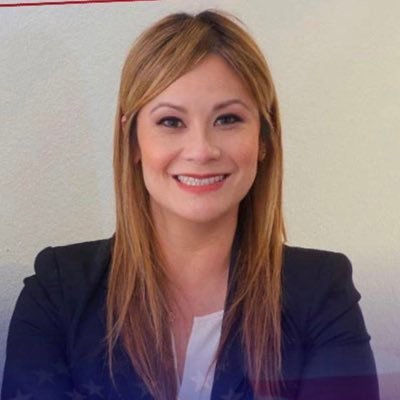 Profile Picture of Ling Ling Chang (@L2ChangCA) on Twitter
