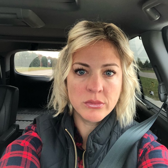 Profile Picture of Kristine Glancy (@kglancy78) on Poshmark