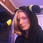 Profile Picture of Savannah Krulikowski (@pastelgrebe) on Instagram