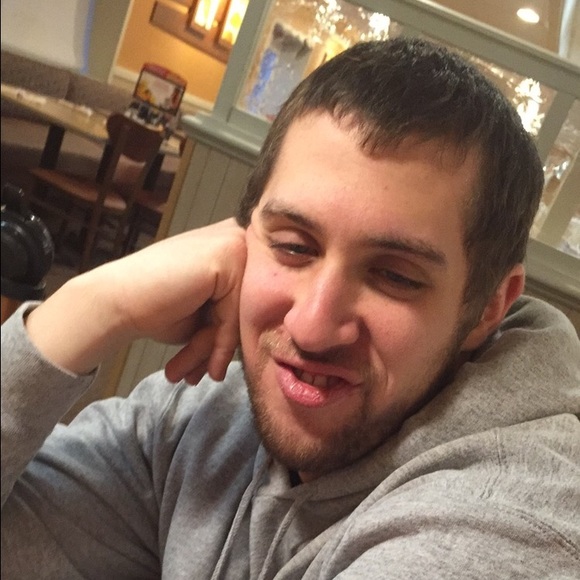 Profile Picture of Bill Dean (@billiam123) on Poshmark