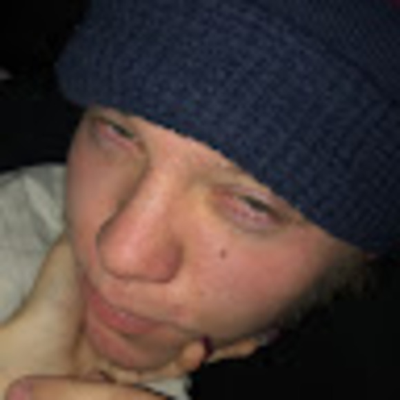 Profile Picture of Jonathan Mullen (@jonatmullen) on Poshmark