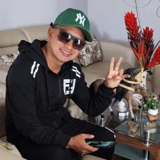 Profile Picture of Kevin hol (@kevin.hol8) on Tiktok