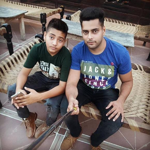 Profile Picture of Sukhjeet Singh (@rajputminhas59) on Poshmark