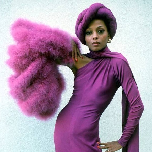 Profile Picture of Beverly Thompson (@beverlyt397) on Poshmark