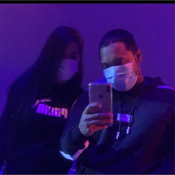 Profile Picture of Nikki Kamateros (@nikkikamateros) on Poshmark