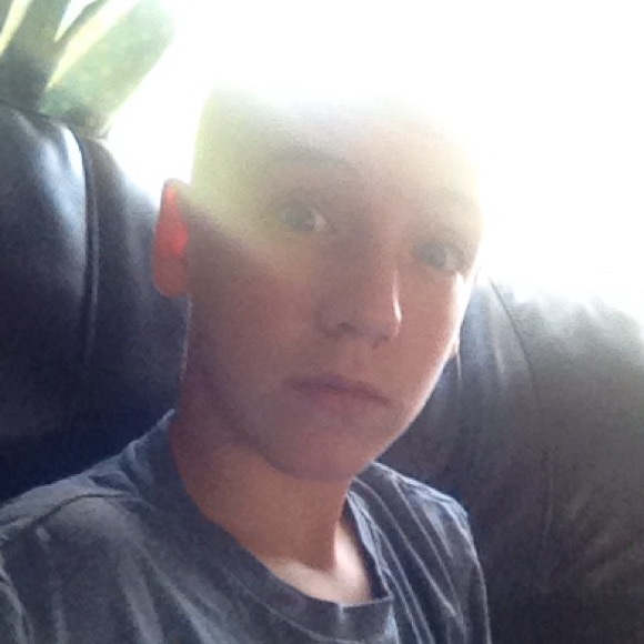Profile Picture of Chaseton Lewter (@lewter24) on Poshmark
