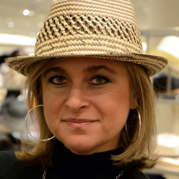 Profile Picture of Zhanna Ruderman (@zzrude) on Poshmark