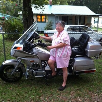 Profile Picture of Bailey Hatcher (@grandmabellamy) on Twitter