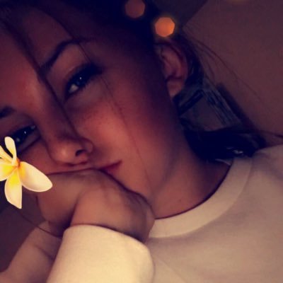Profile Picture of Amber (@amberr_mattison) on Twitter