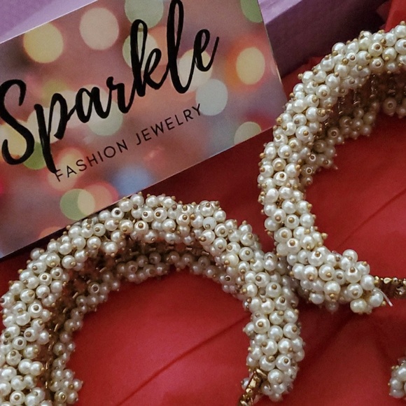 Profile Picture of Aleena Aleena (@sparkle786) on Poshmark