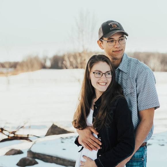 Profile Picture of Kailey Ellison (@kailey_jo) on Poshmark