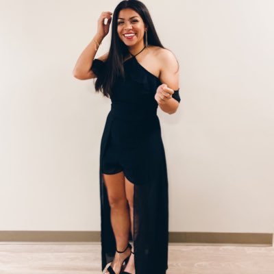 Profile Picture of Lorena (@Lorena_Diaz10) on Twitter