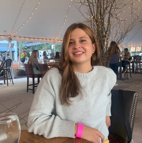 Profile Picture of Jessica Restrepo (@jesstrepo) on Poshmark