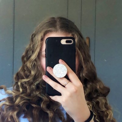 Profile Picture of Kerrrrrr.x (@kerridevlin3) on Twitter