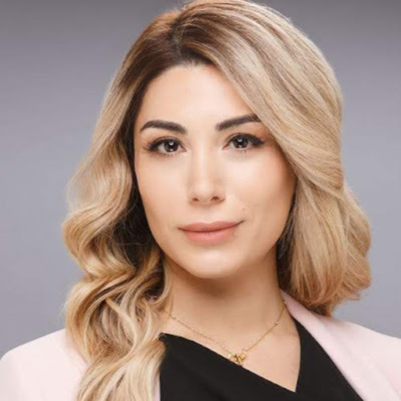 Profile Picture of Darya Mardani (@darya_mardani) on Poshmark