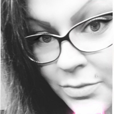 Profile Picture of Tóth Diána (@TthDina7) on Twitter