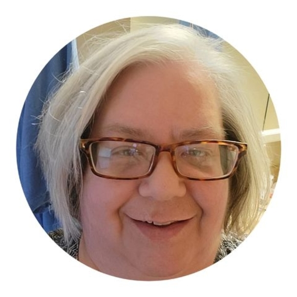 Marci Tombari - Poshmark Profile Picture of Marci Tombari (@marcitombari) on Poshmark