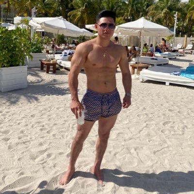 Profile Picture of Juan Robles (@juanrobles69) on Twitter