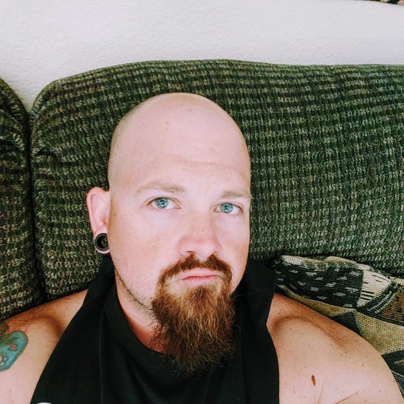 Profile Picture of Chad Chapple (@cchapple87) on Poshmark