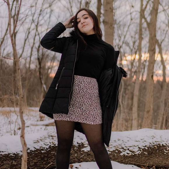 Profile Picture of Kaley Mcglothin (@kaleymcg) on Poshmark