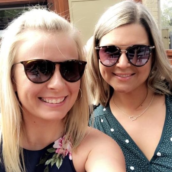 Profile Picture of Libby Erbert (@libby852003) on Poshmark