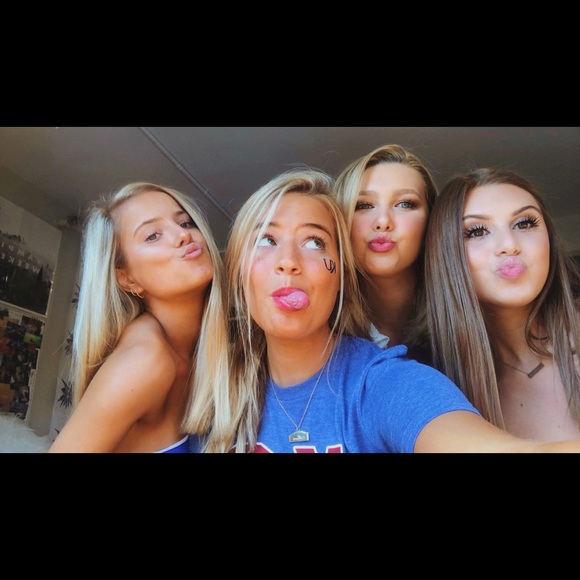 Profile Picture of Sylvia Shapiro (@sylvia_shapiro) on Poshmark