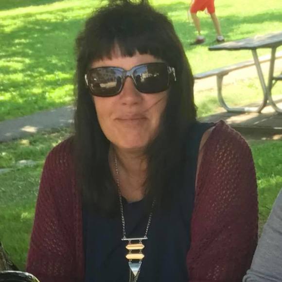 Profile Picture of Karen Converso (@karencon60) on Poshmark