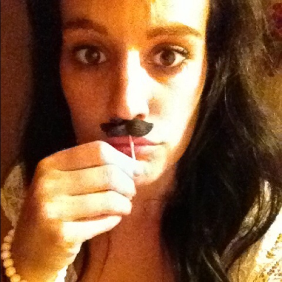 Profile Picture of Lisa Continelli (@lcontinelli) on Poshmark