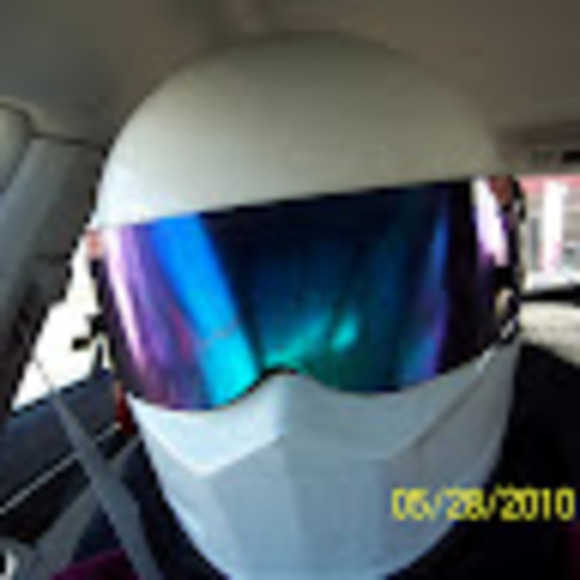 Profile Picture of Maria Carlos (@petunias1952) on Poshmark