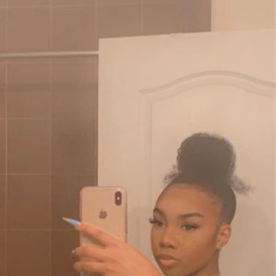 Profile Picture of Kayla (@TTLYKAYLA) on Twitter