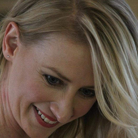 Profile Picture of Candice Celdran (@candiceceldran) on Poshmark