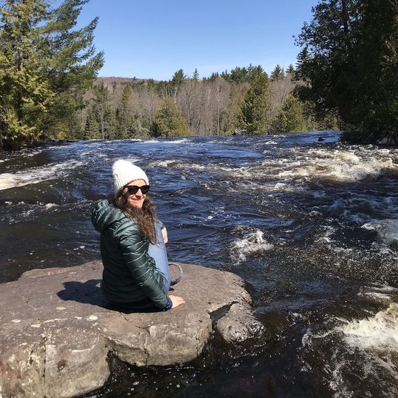 Profile Picture of Katie Rieffenberger (@krieff) on Poshmark