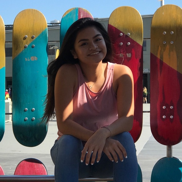 Profile Picture of Jaimie Orcine (@jaaimie_) on Poshmark