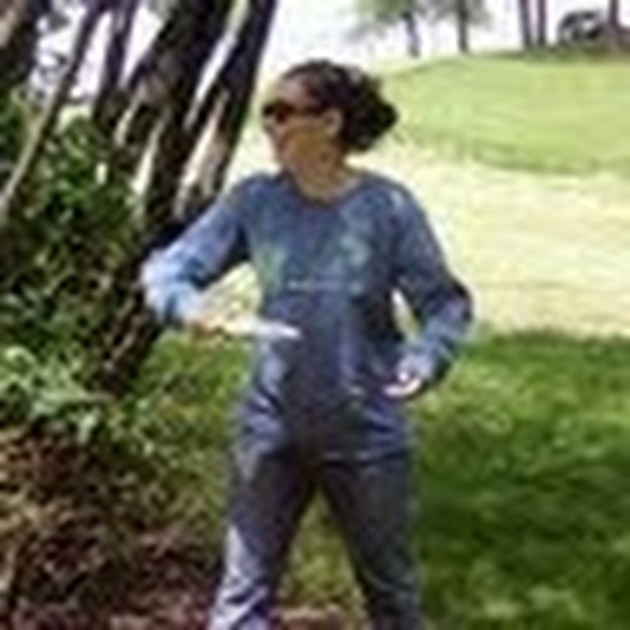 Profile Picture of Mary Kemling (@mdkemling) on Poshmark