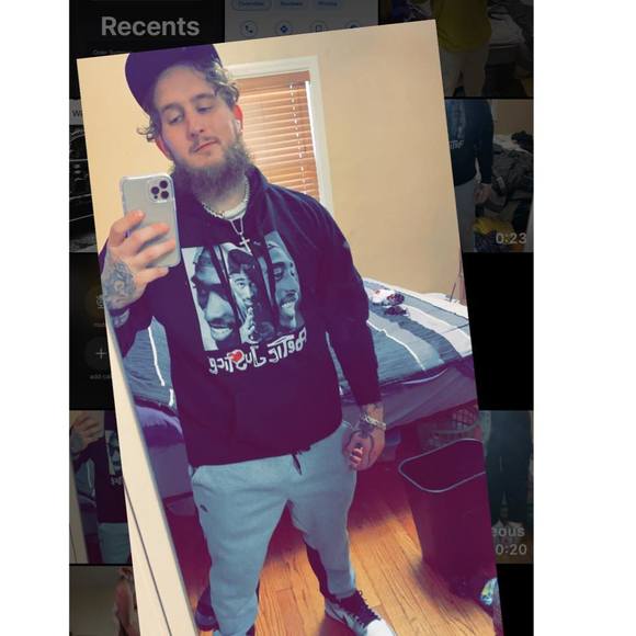 Profile Picture of Blaise Filas (@stevensblaise0) on Poshmark