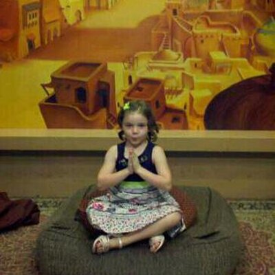 Profile Picture of Kelli Mckenney (@krazikllmac) on Twitter