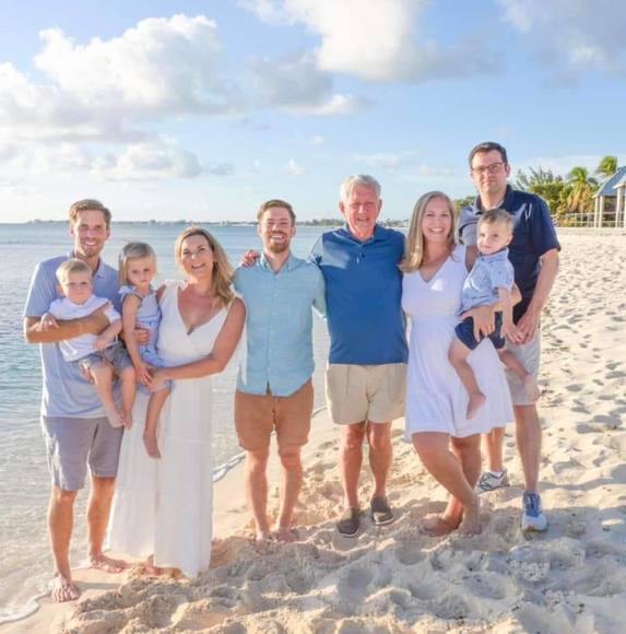 Ronald Grochmal - Poshmark Profile Picture of Ronald Grochmal (@ronaldgrochmal) on Poshmark