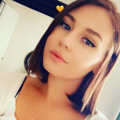 Profile Picture of Emily Bates (@EmilyyBatess) on Twitter