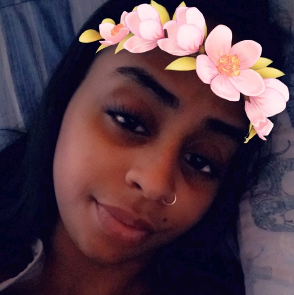 Mariela Dominguez - Poshmark Profile Picture of Mariela Dominguez (@maryyyjanee420) on Poshmark