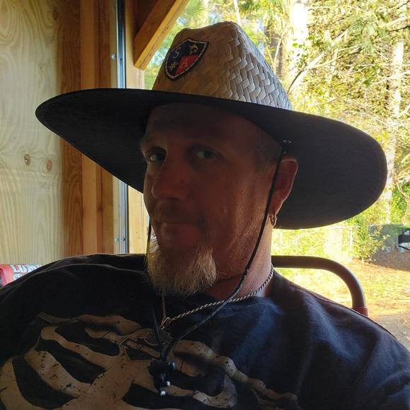 Profile Picture of John Cope (@batteryguy) on Poshmark