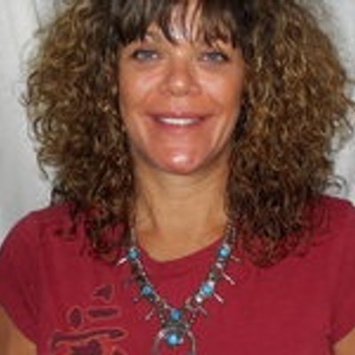 Profile Picture of Imogene Phillips (@hauvn16) on Twitter