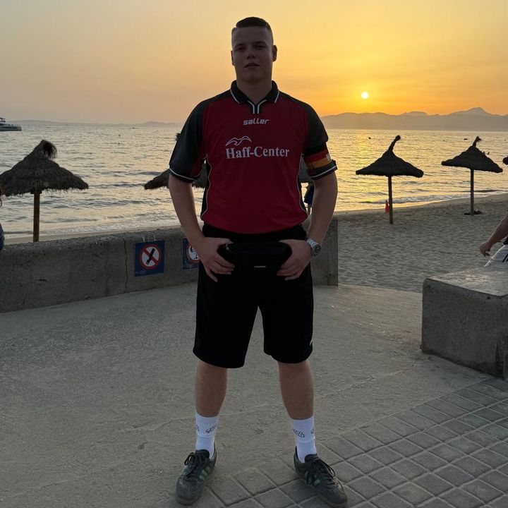 Profile Picture of David (@daviidjar) on Tiktok