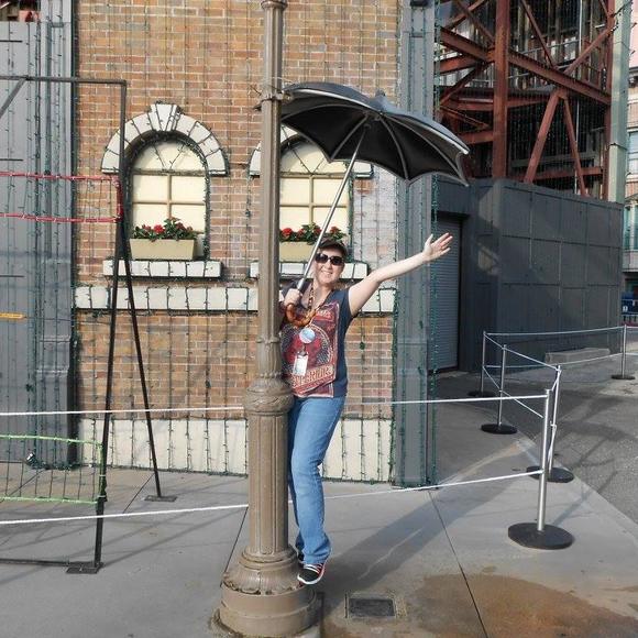 Profile Picture of Elizabeth Curbow (@acurboweast) on Poshmark