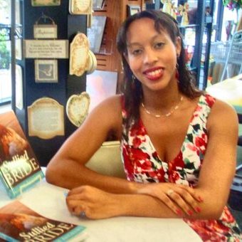 Profile Picture of Jasmine Andrews (@SulliedBride) on Twitter