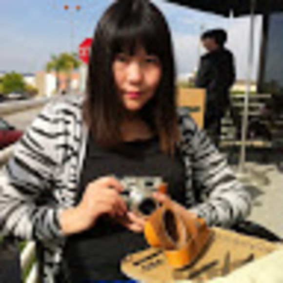 Profile Picture of Xiaomeng Tang (@mengmengde) on Poshmark