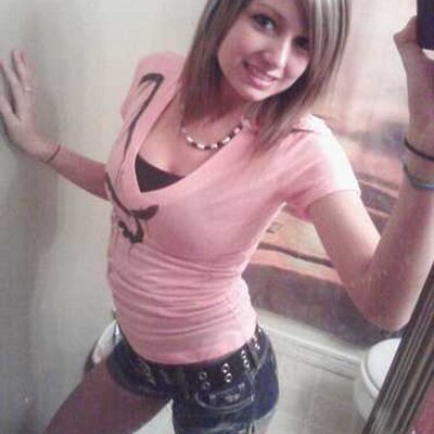 Profile Picture of Meranda Dawn. (@MerandaReams) on Twitter