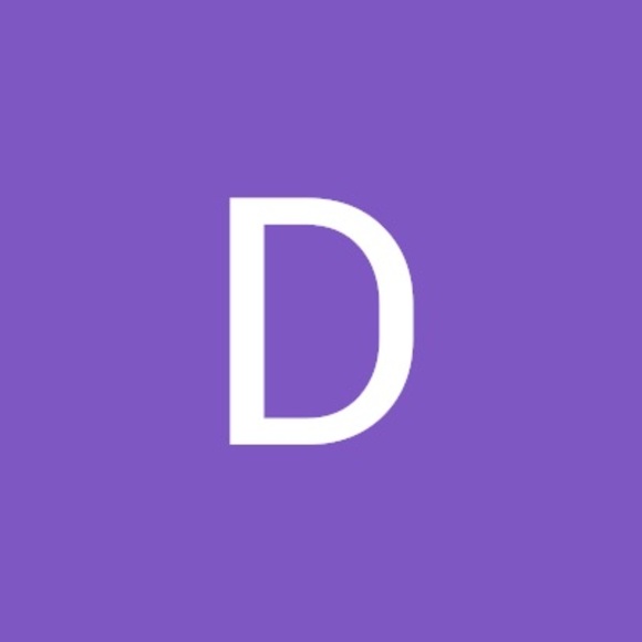 Profile Picture of Daniel Hoban (@dh00708) on Poshmark
